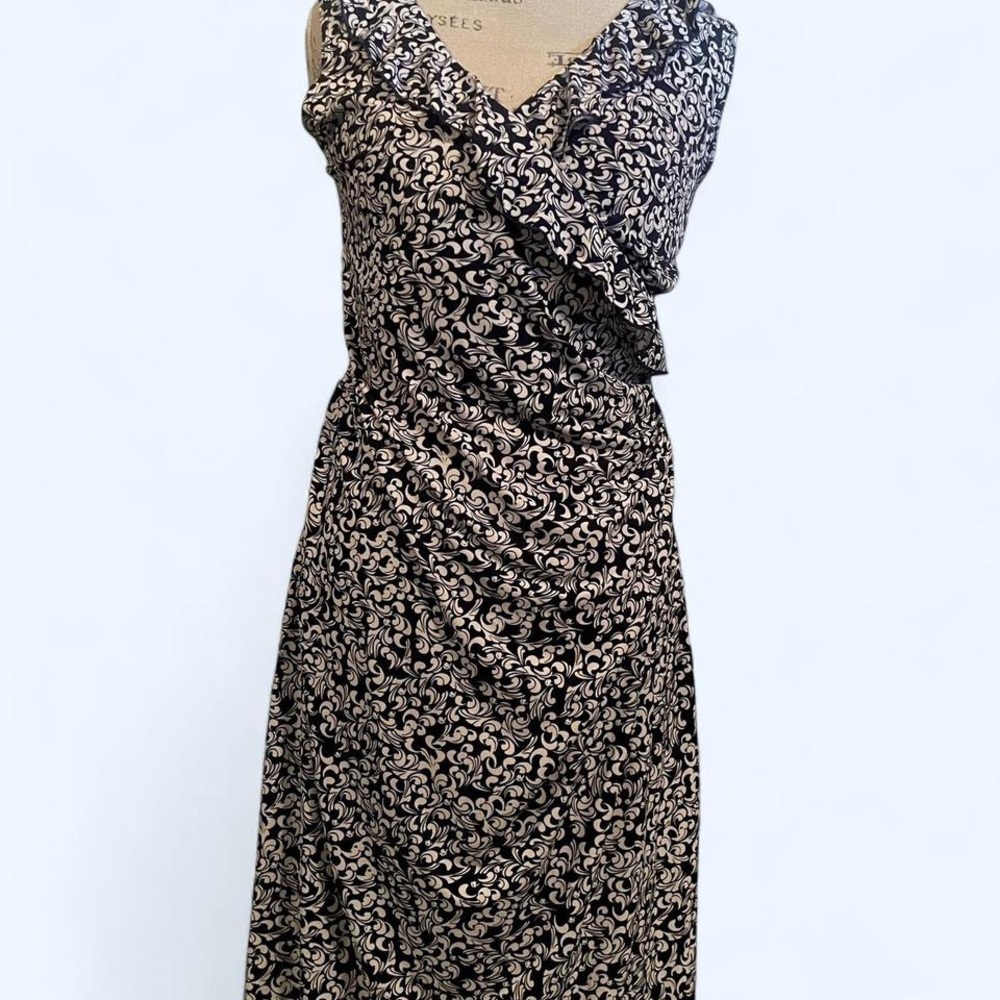 Coquette Ruffled V Neck Wrap Dress • Studio 1940 • Size - M • Vintage Nwt